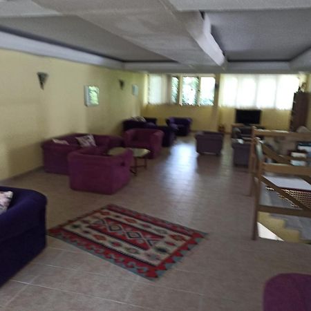Dias Hotel Кушадасъ Екстериор снимка
