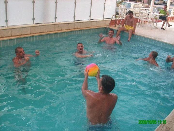 Dias Hotel Кушадасъ Екстериор снимка