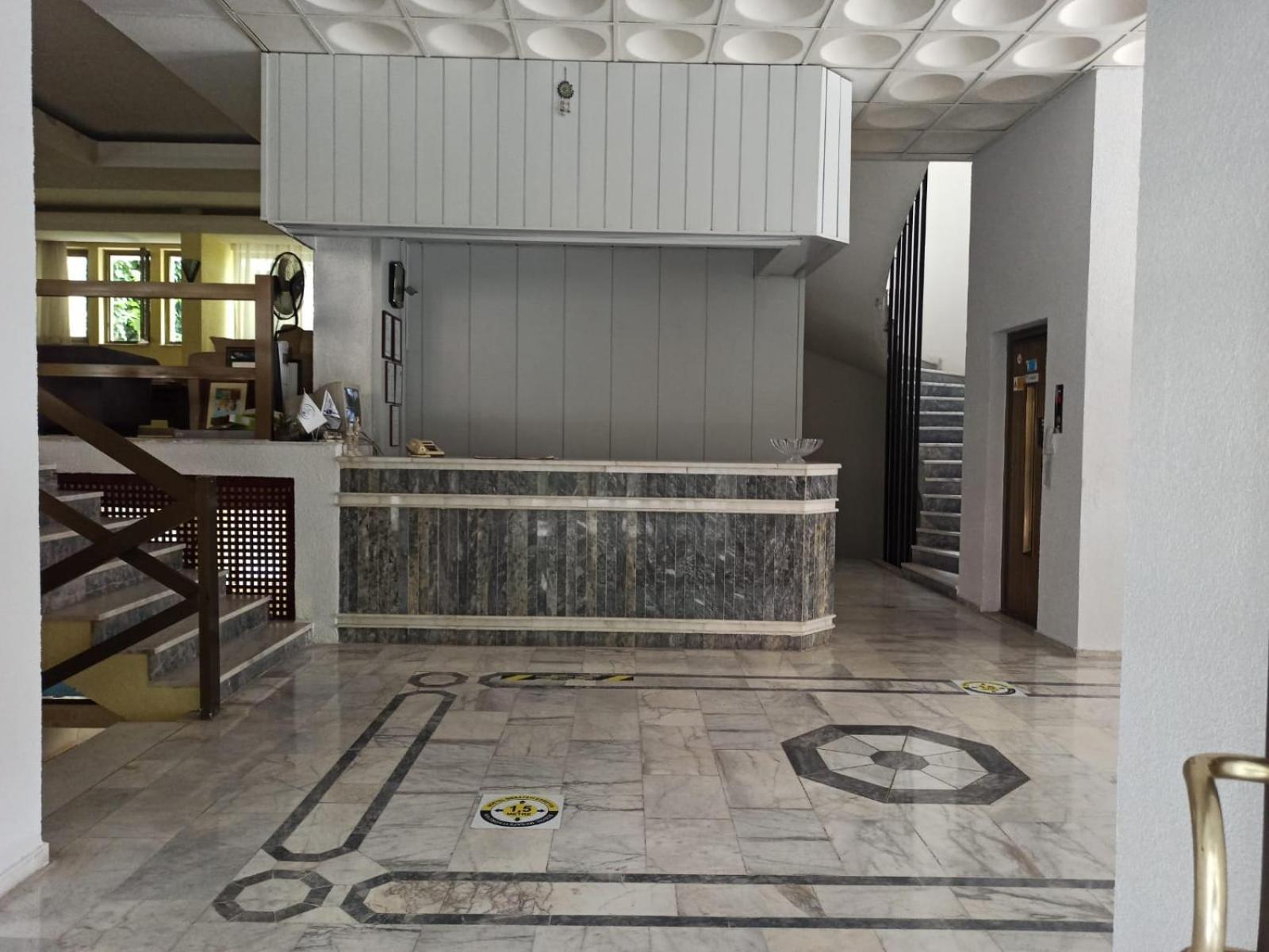 Dias Hotel Кушадасъ Екстериор снимка